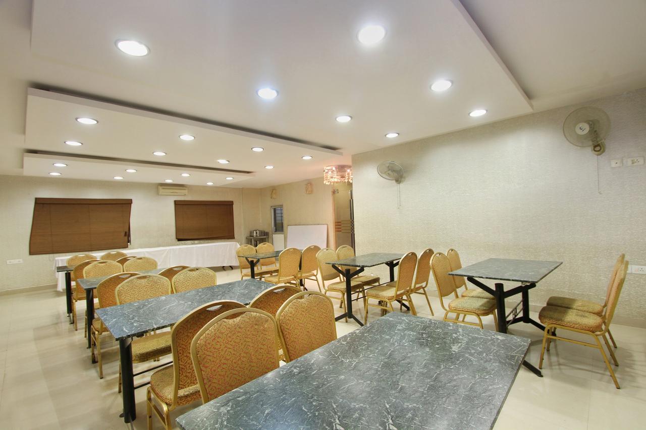Hotel Amshi International バンガロール エクステリア 写真
