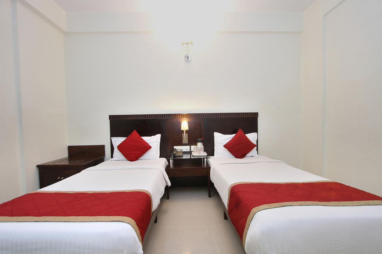Hotel Amshi International バンガロール エクステリア 写真