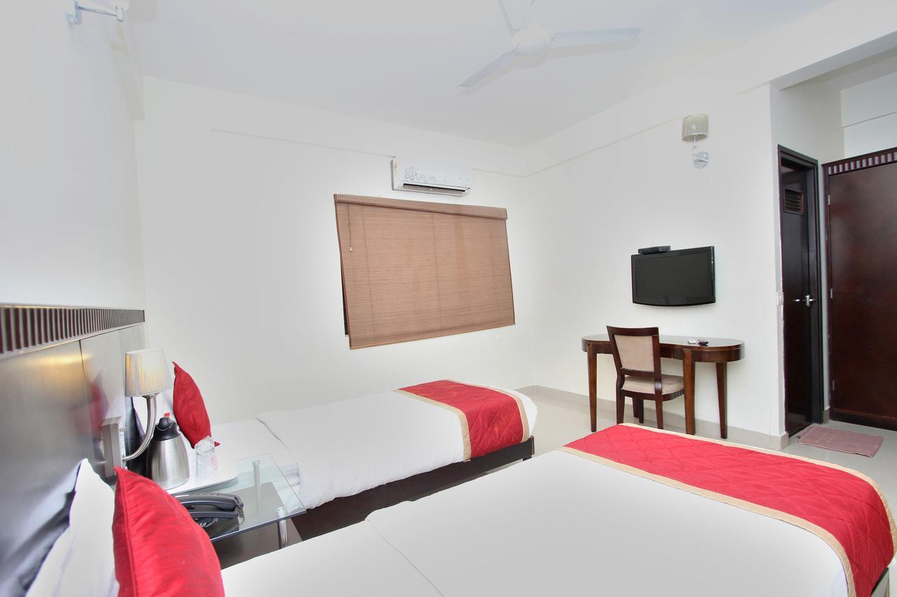 Hotel Amshi International バンガロール エクステリア 写真