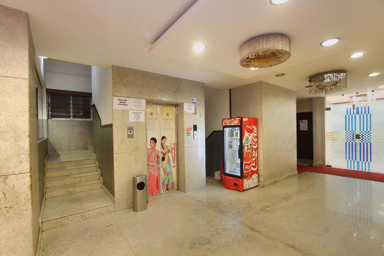 Hotel Amshi International バンガロール エクステリア 写真